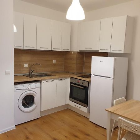 Huge Apartment With A Parking Space In The Same Building โซเฟีย ภายนอก รูปภาพ